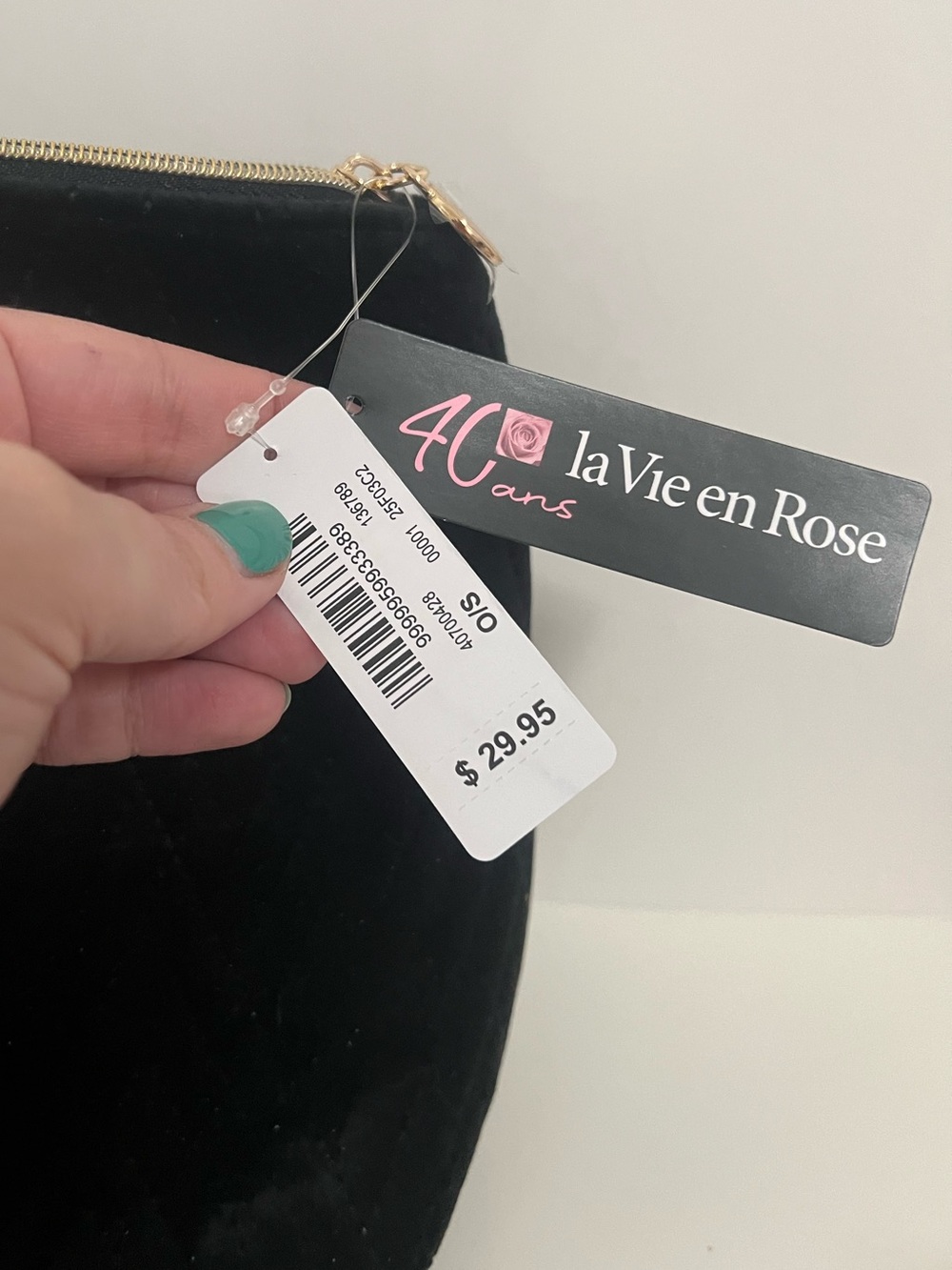 NWT La Vie En Rose Black Velvet Cosmetic Bags - Picture 9 of 15